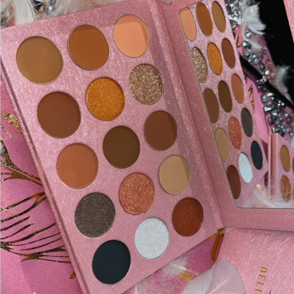 Deluxe Eyeshadow Palette with Mirror - Brown, Gold, Silver, Black, White